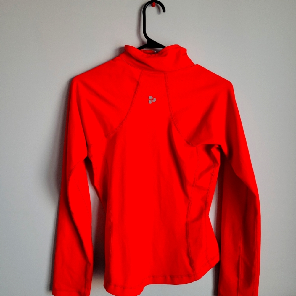 Triple Flip spandex zip up